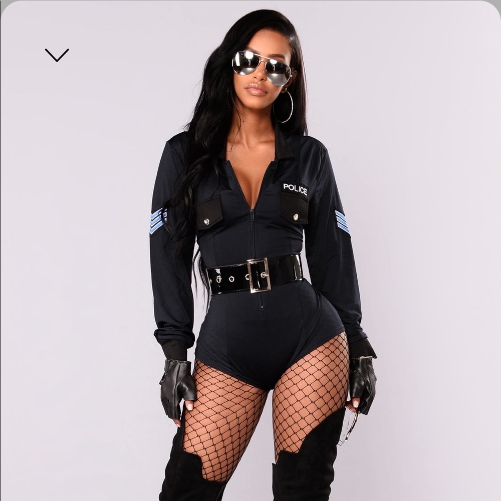 Woman’s Police costume